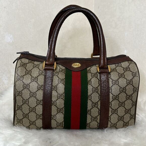 💯Authentic Gucci Boston Handbag with Cherryline 🍀 - Picture 15 of 17